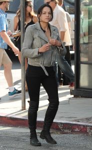 Michelle Rodriguez Was Seen Out on Abbot Kinney Boulevard in Venice 08/28/2016-3