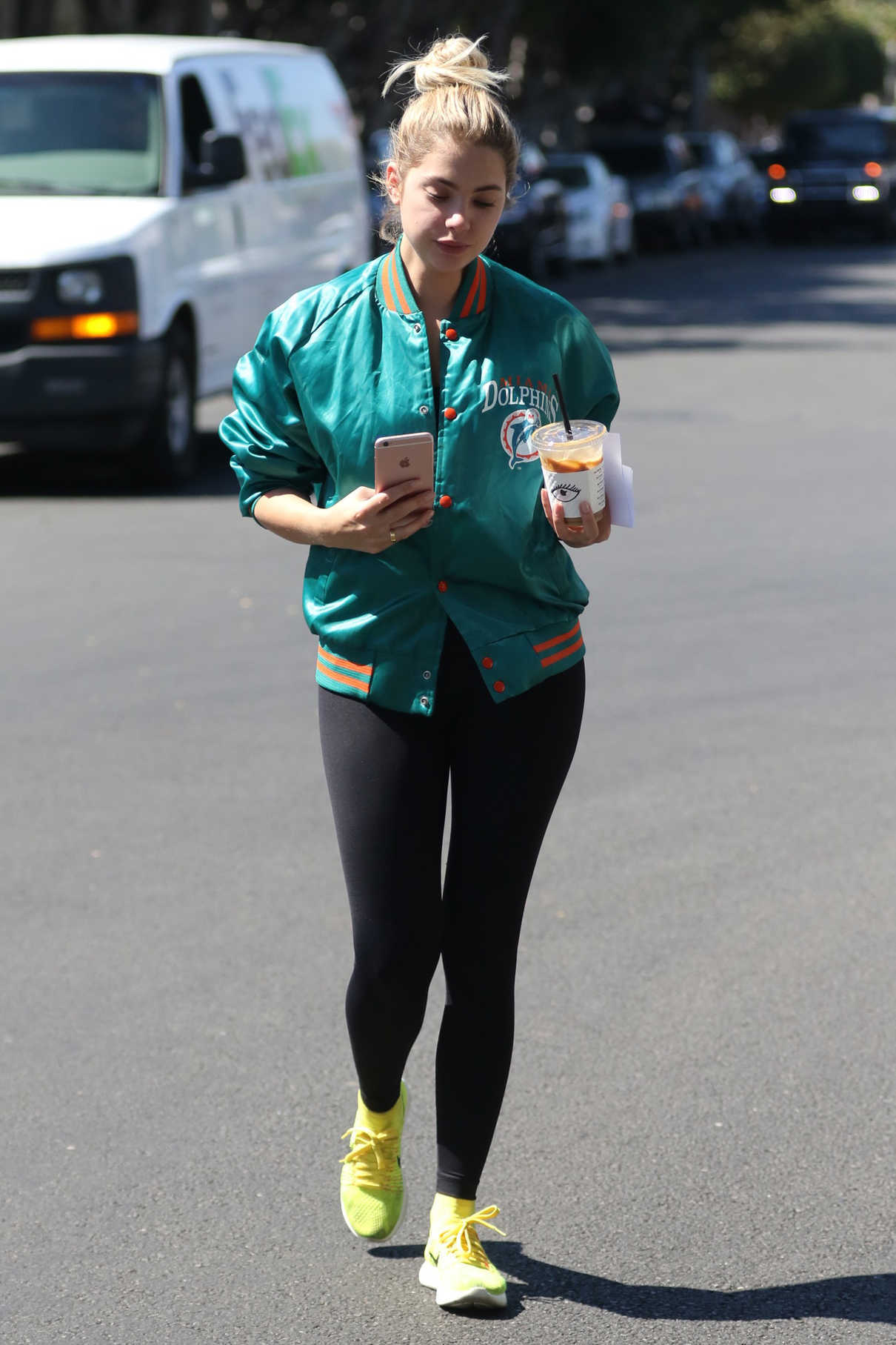 Ashley Benson Leaves Alfred's Coffee on Melrose Place in West Hollywood 09/29/2016-5