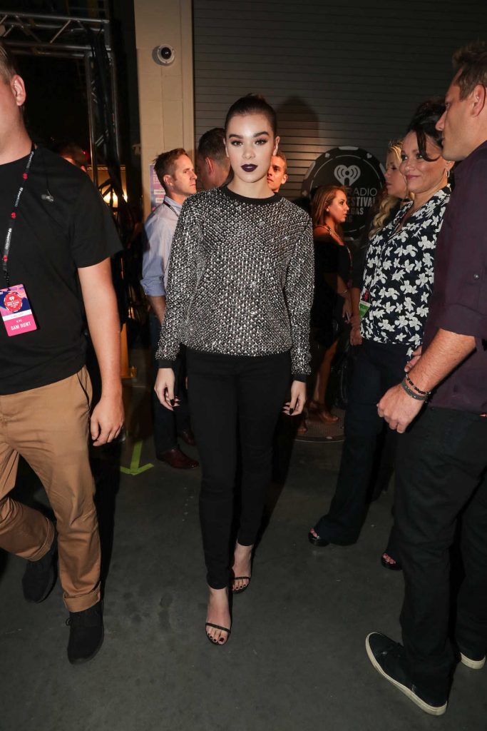Hailee Steinfeld at the 2016 iHeartRadio Music Festival at T-Mobile Arena in Las Vegas 09/23/2016-1