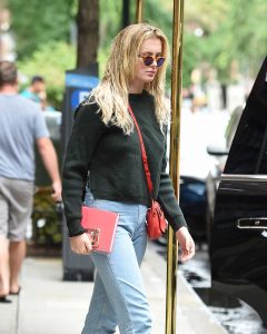 Ireland Baldwin Wearing a Blue Jeans in New York City 09/06/2016-5
