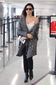 Jenna Dewan Leaves a LAX Airport in Los Angeles 09/15/2016-4