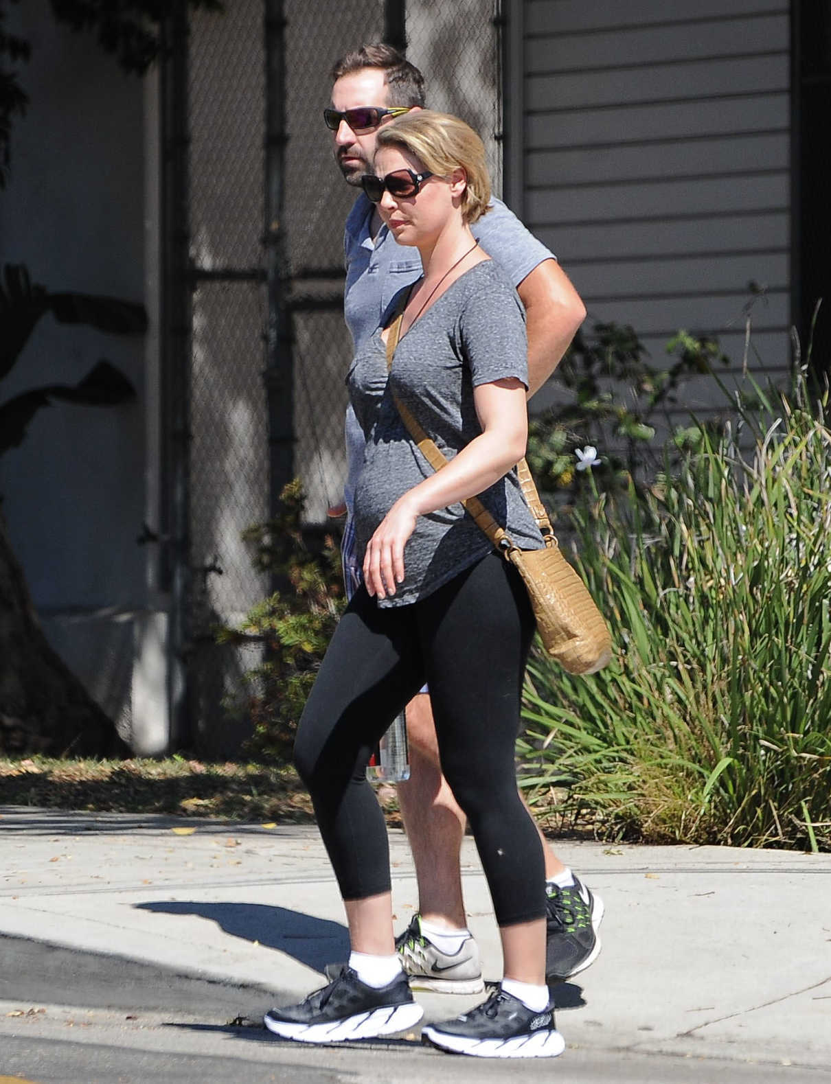 Katherine Heigl Was Seen Out in Los Angeles 09/24/2016-5