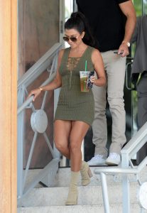 Kourtney Kardashian Goes Shopping in Miami 09/15/2016-4