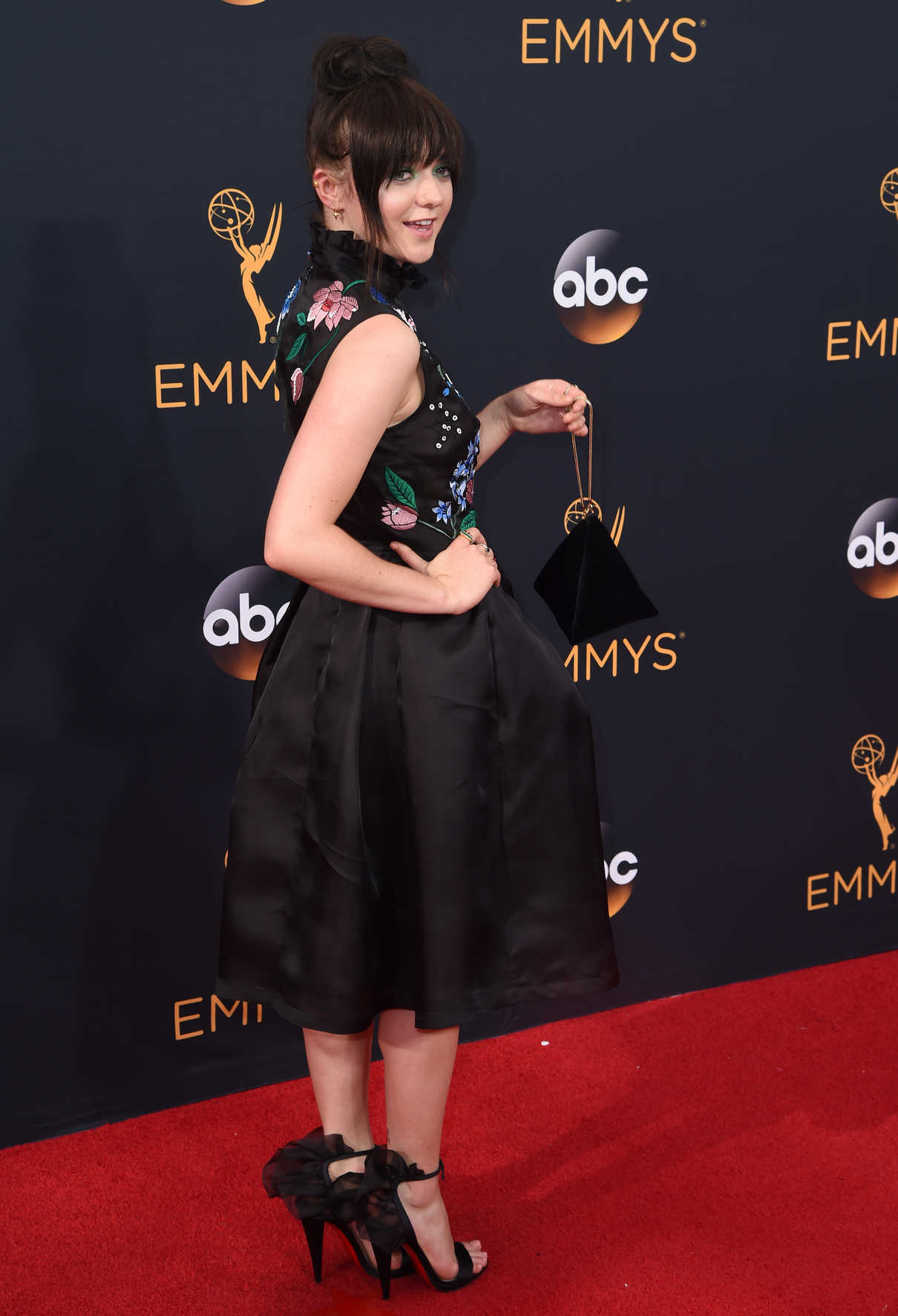 Maisie Williams at the 68th Emmy Awards in Los Angeles 09/18/2016-3