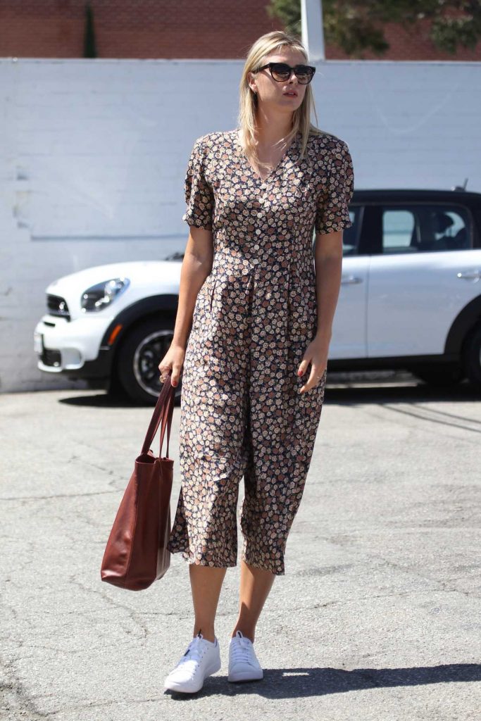 Maria Sharapova Was Seen Out in Los Angeles 09/03/2016-1