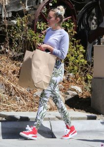 Miley Cyrus Goes Shopping in Los Angeles 09/09/2016-4
