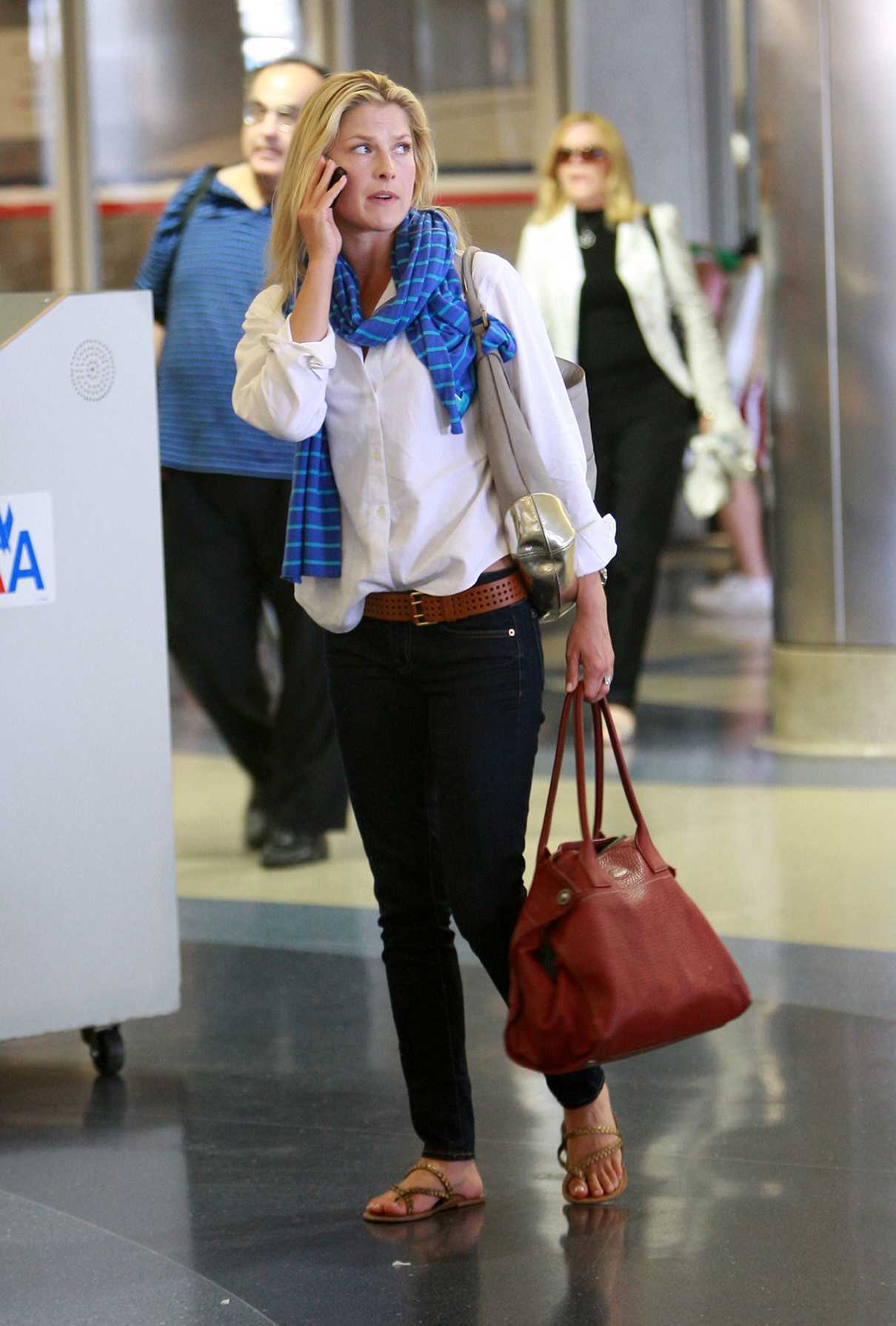 Ali Larter Was Seen at LAX Airport in Los Angeles 10/09/2016-5