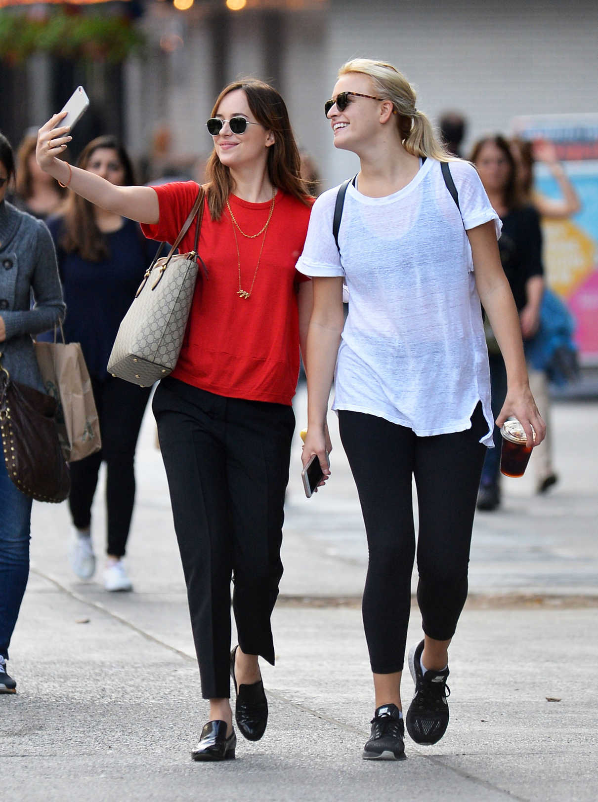 Dakota Johnson Was Seen Out in New York City 10/17/2016-3