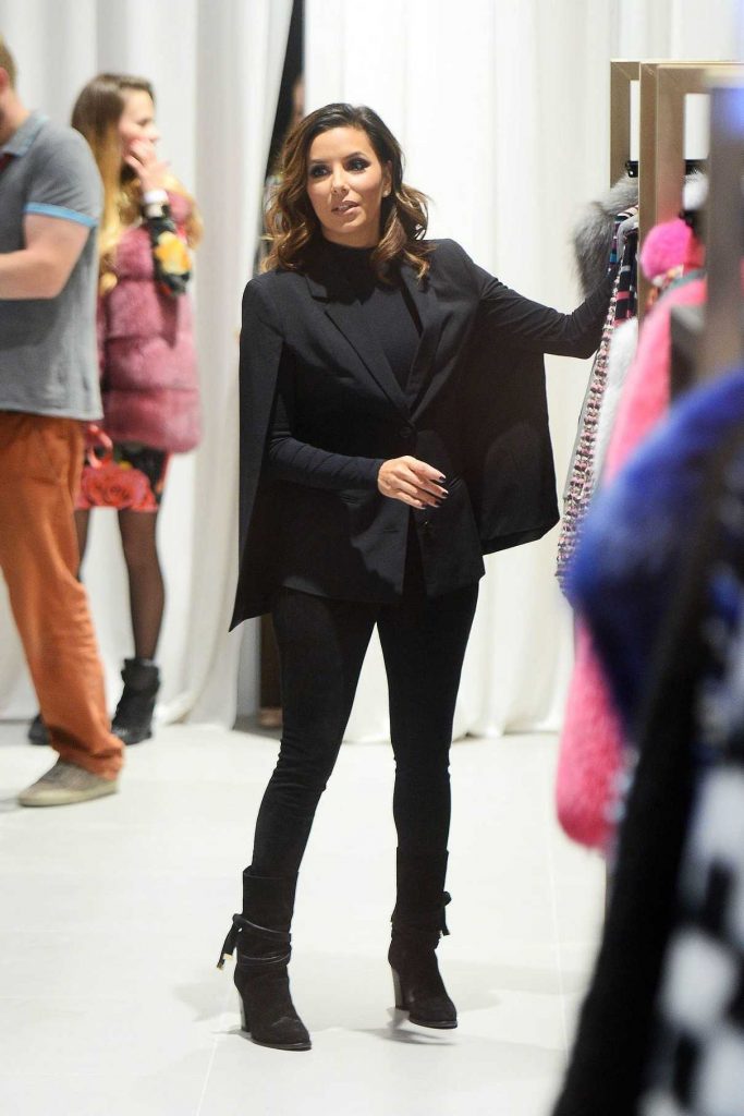 Eva Longoria Shops at the Posnania Mall in Poznan, Poland 10/19/2016-1