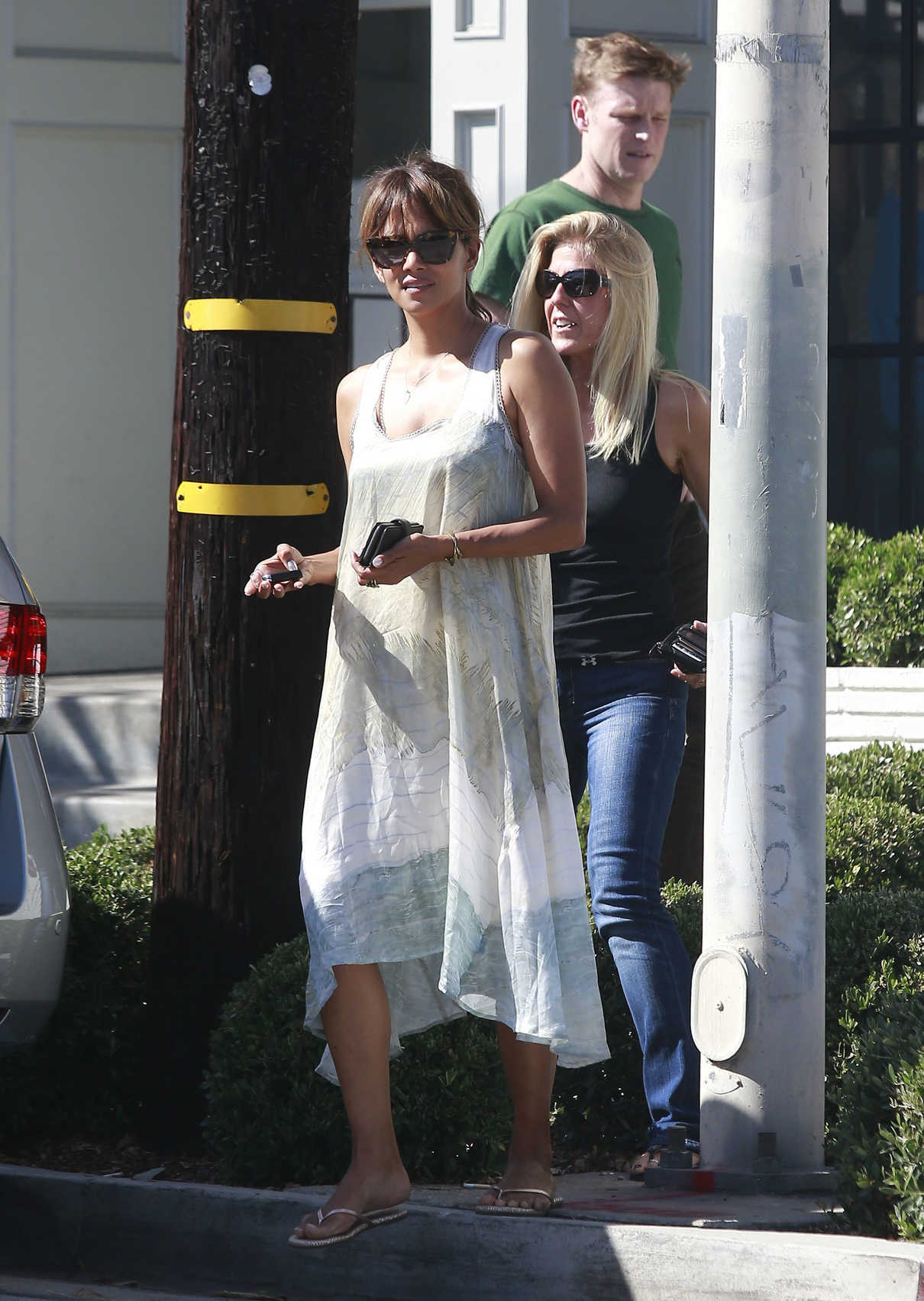 Halle Berry Was Seen Out in Los Angeles 10/01/2016-3