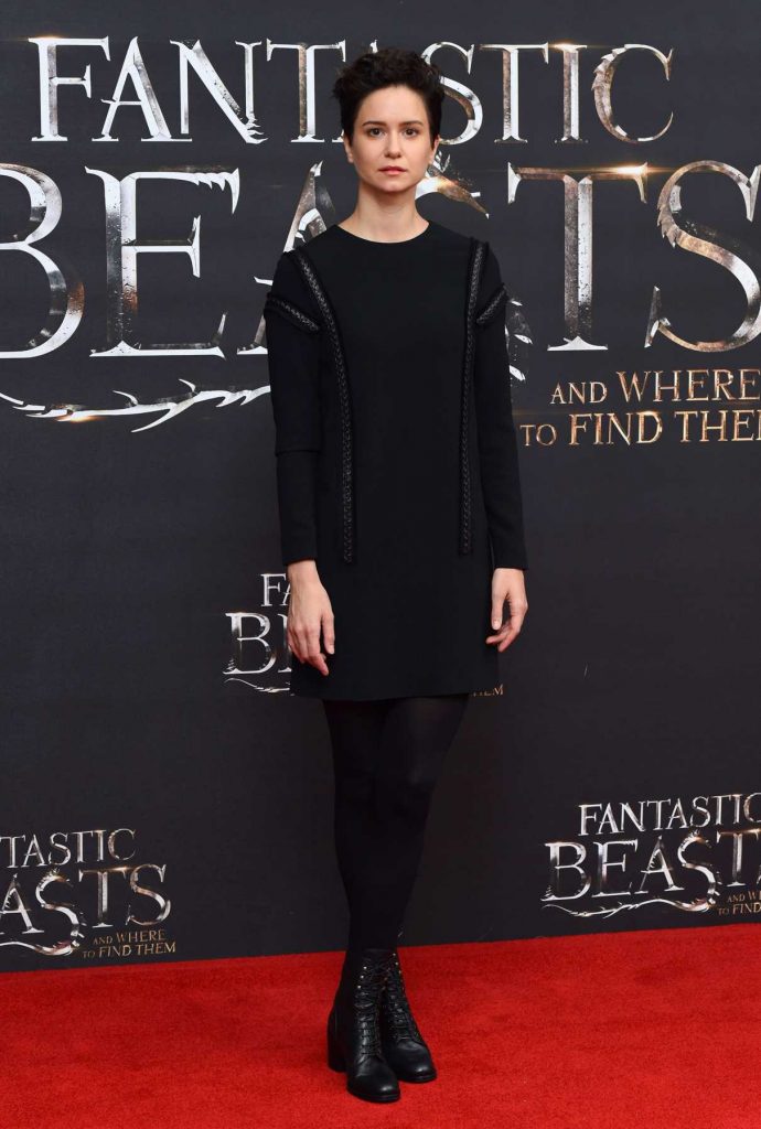 Katherine Waterston at the Fantastic Beasts and Where to Find Them Photocall During the London Film Festival 10/13/2016-1