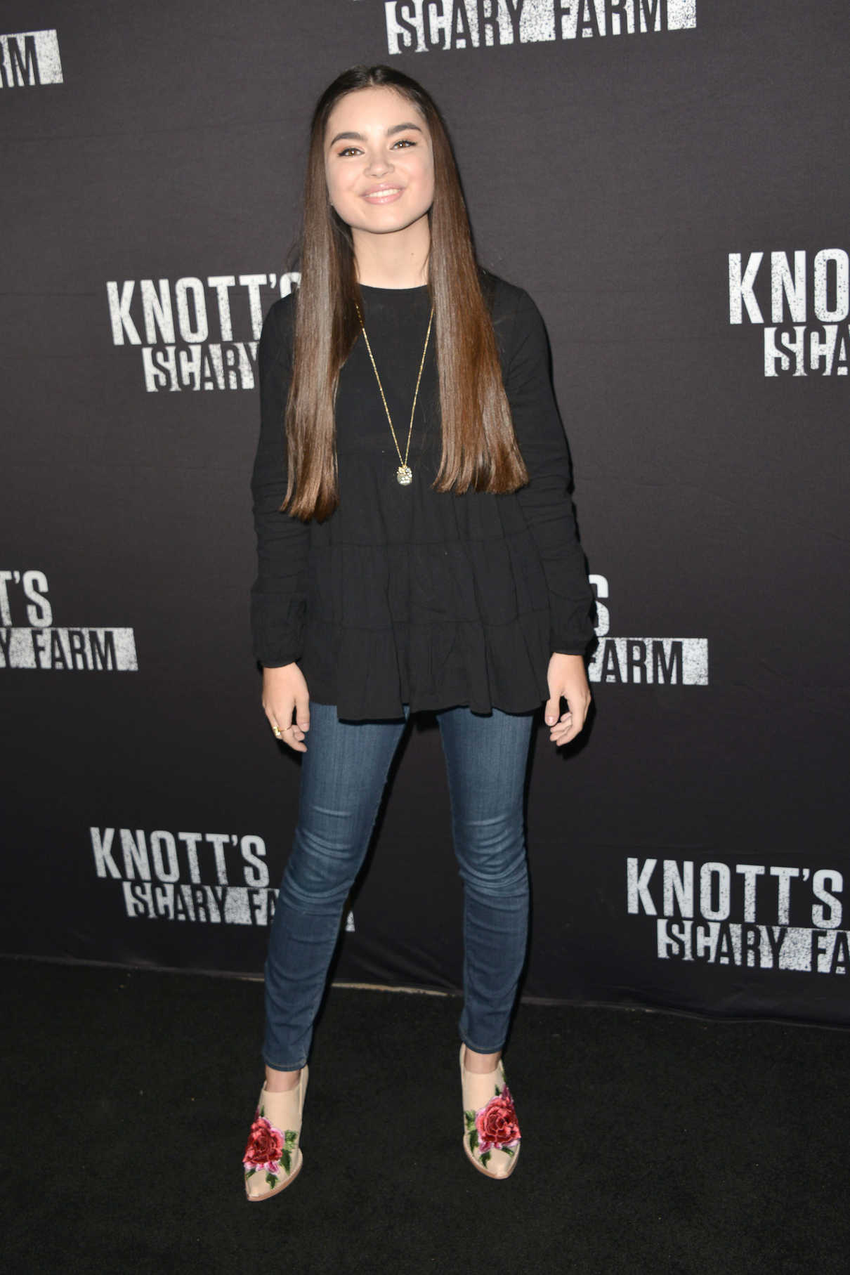 Landry Bender at the Knott's Scary Farm Opening Night in Buena Park 09/30/2016-3