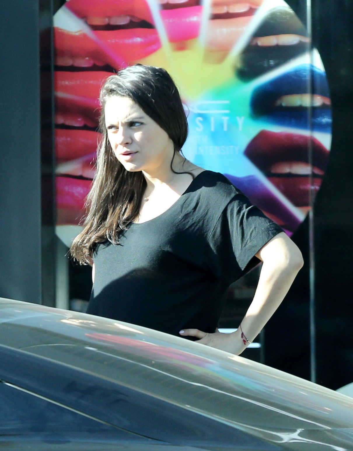 Mila Kunis Was Seen Out in Los Angeles 10/09/2016-4