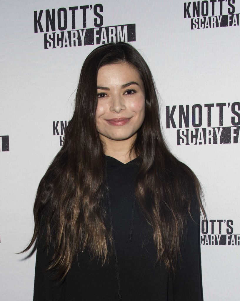 Miranda Cosgrove at the Knott's Scary Farm Opening Night in Buena Park 09/30/2016-2