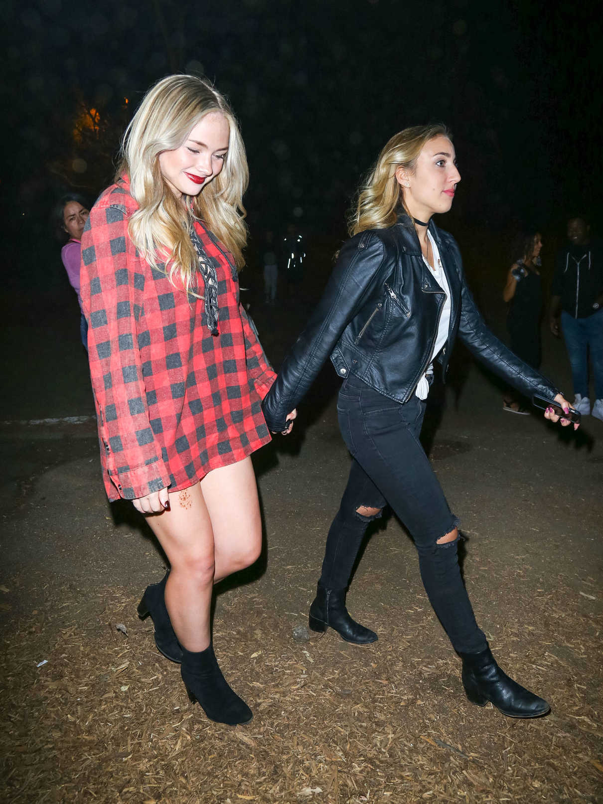 Natalie Alyn Lind Was Seen Out in Los Angeles 10/09/2016-4