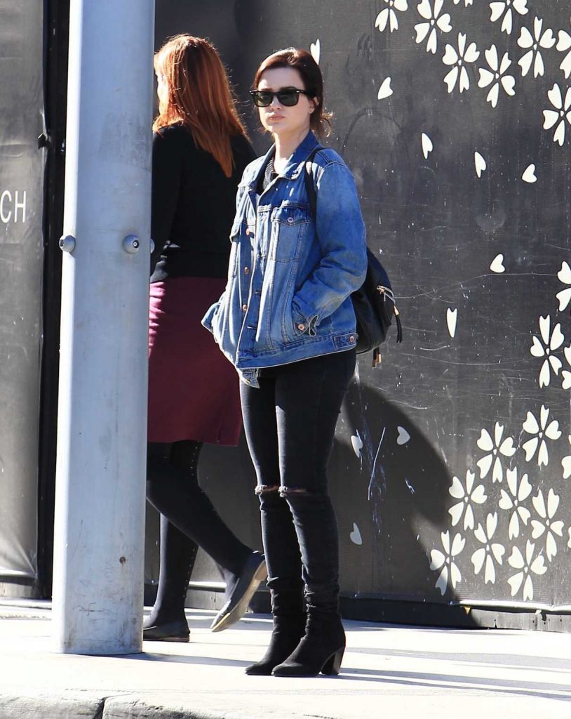 Alexis Bledel Was Seen Out in Beverly Hills 11/21/2016-1