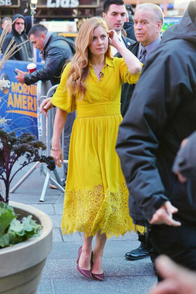 Amy Adams Arrives on Good Morning America TV Show in New York 11/10/2016-1