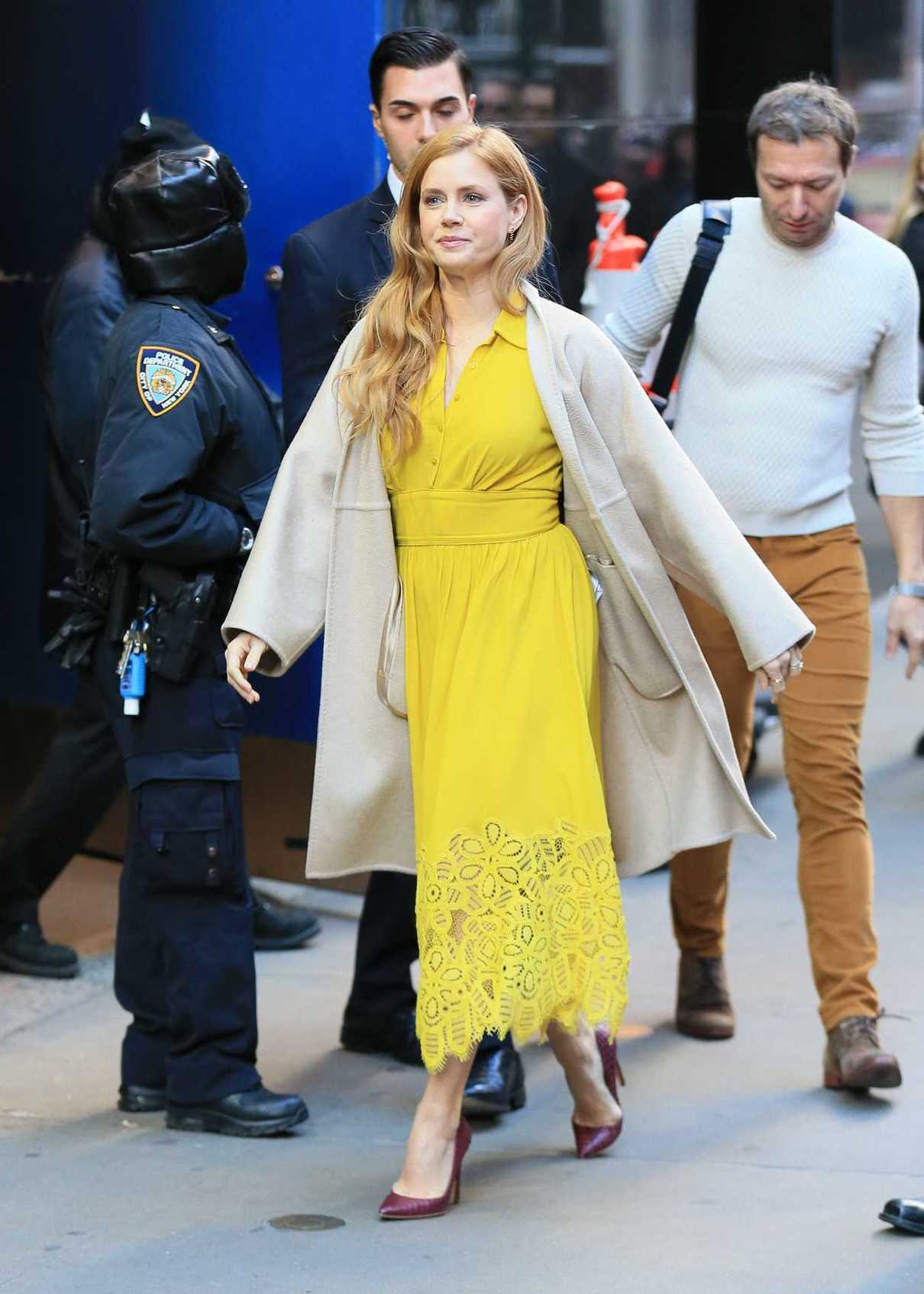 Amy Adams Arrives on Good Morning America TV Show in New York 11/10/2016-4