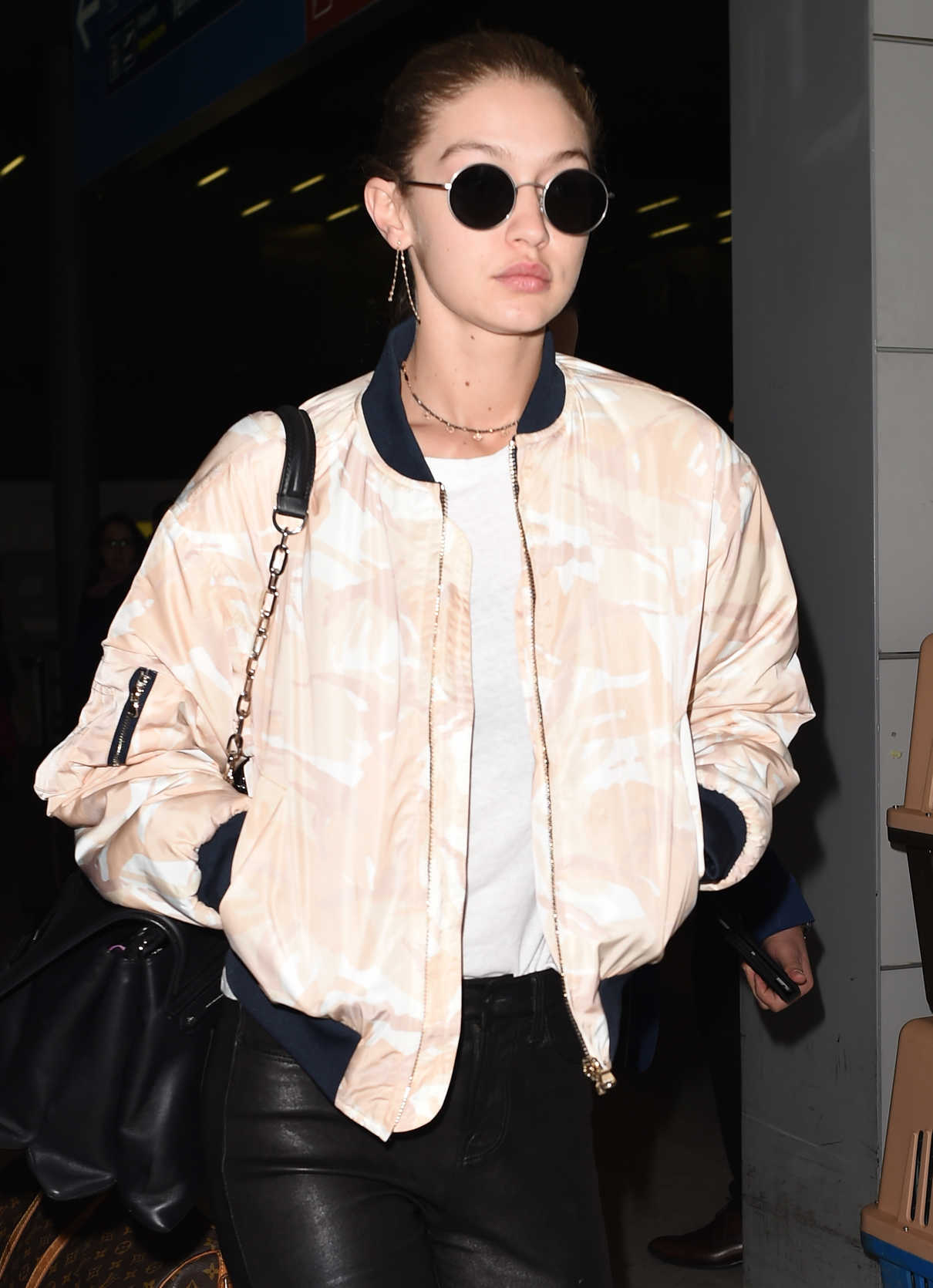 Gigi Hadid Arrives at CDG Airport in Paris 11/26/2016-5