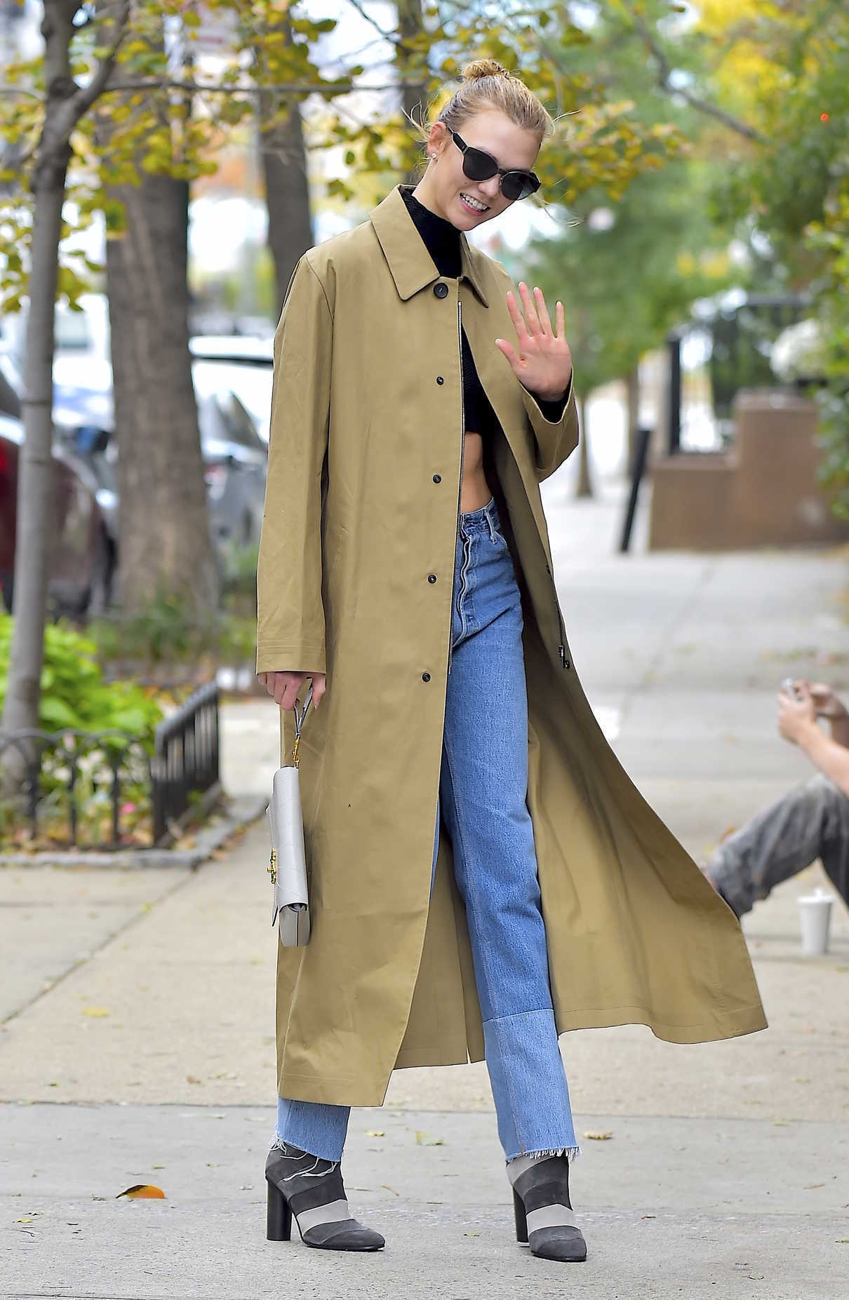 Karlie Kloss Was Seen Out in New York City 11/04/2016-3