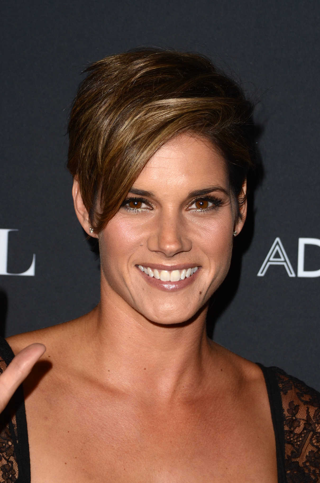 Missy Peregrym at the Fifth Annual Baby2Baby Gala in Los Angeles 11/12/2016-3