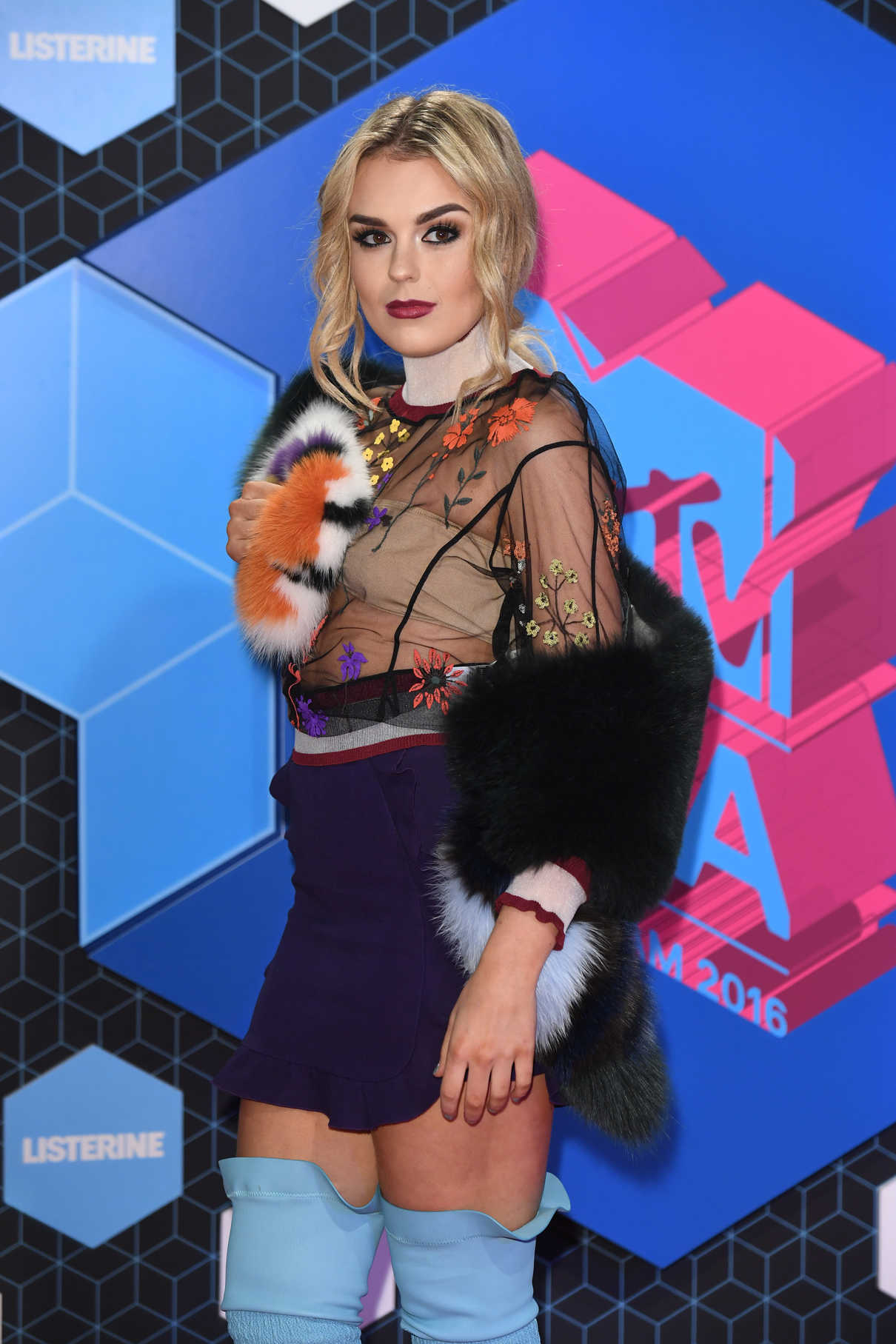 Tallia Storm at the MTV Europe Music Awards in Rotterdam 11/06/2016-4