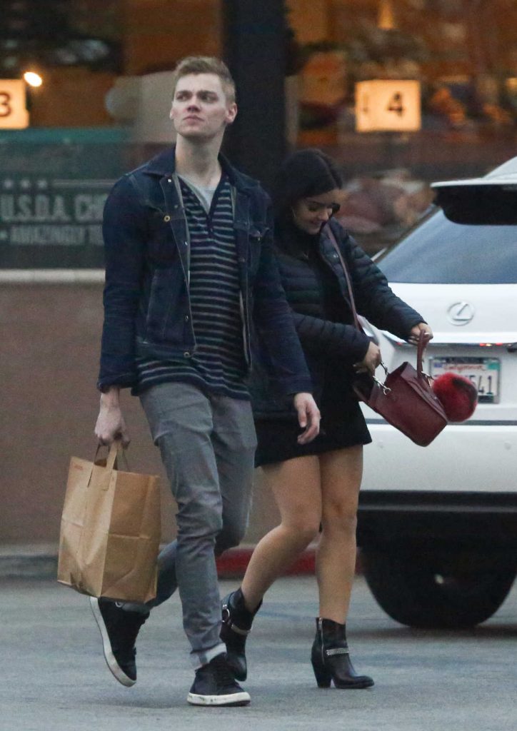 Ariel Winter With Her Boyfriend Levi Meaden Was Seen Out in Los Angeles 12/22/2016-1