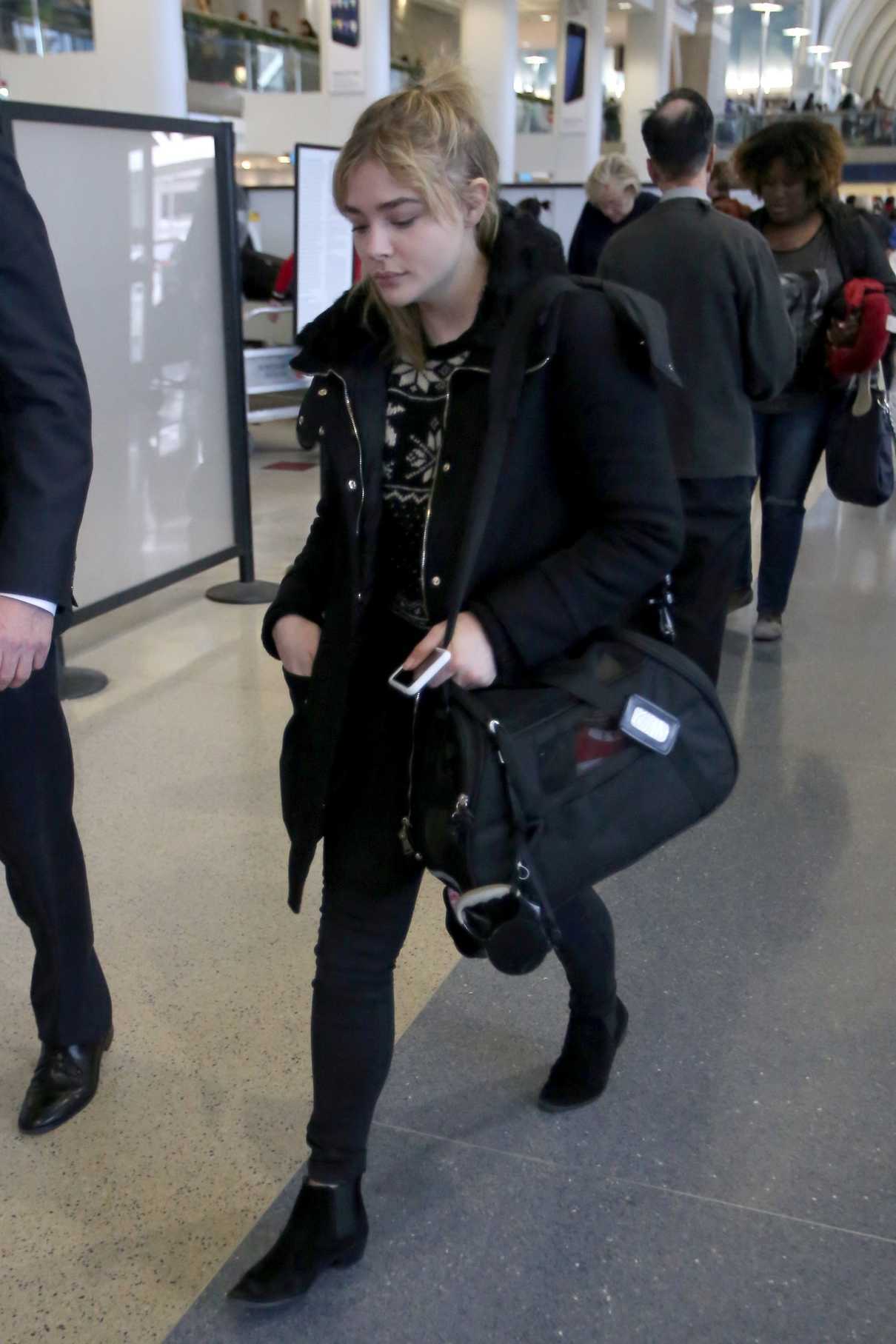 Chloe Moretz Was Seen at LAX Airport in Los Angeles 12/21/2016-2