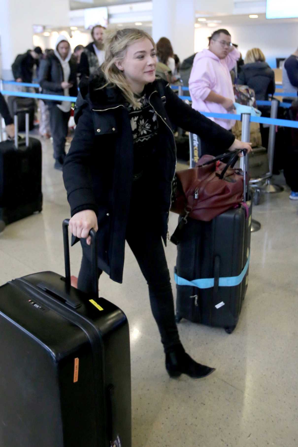 Chloe Moretz Was Seen at LAX Airport in Los Angeles 12/21/2016-5