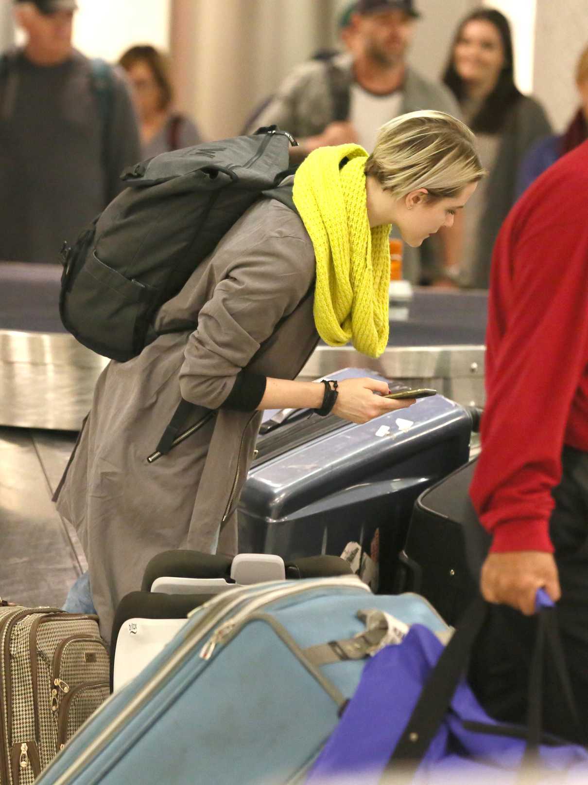 Evan Rachel Wood Arrives at LAX Airport in Los Angeles 12/29/2016-5