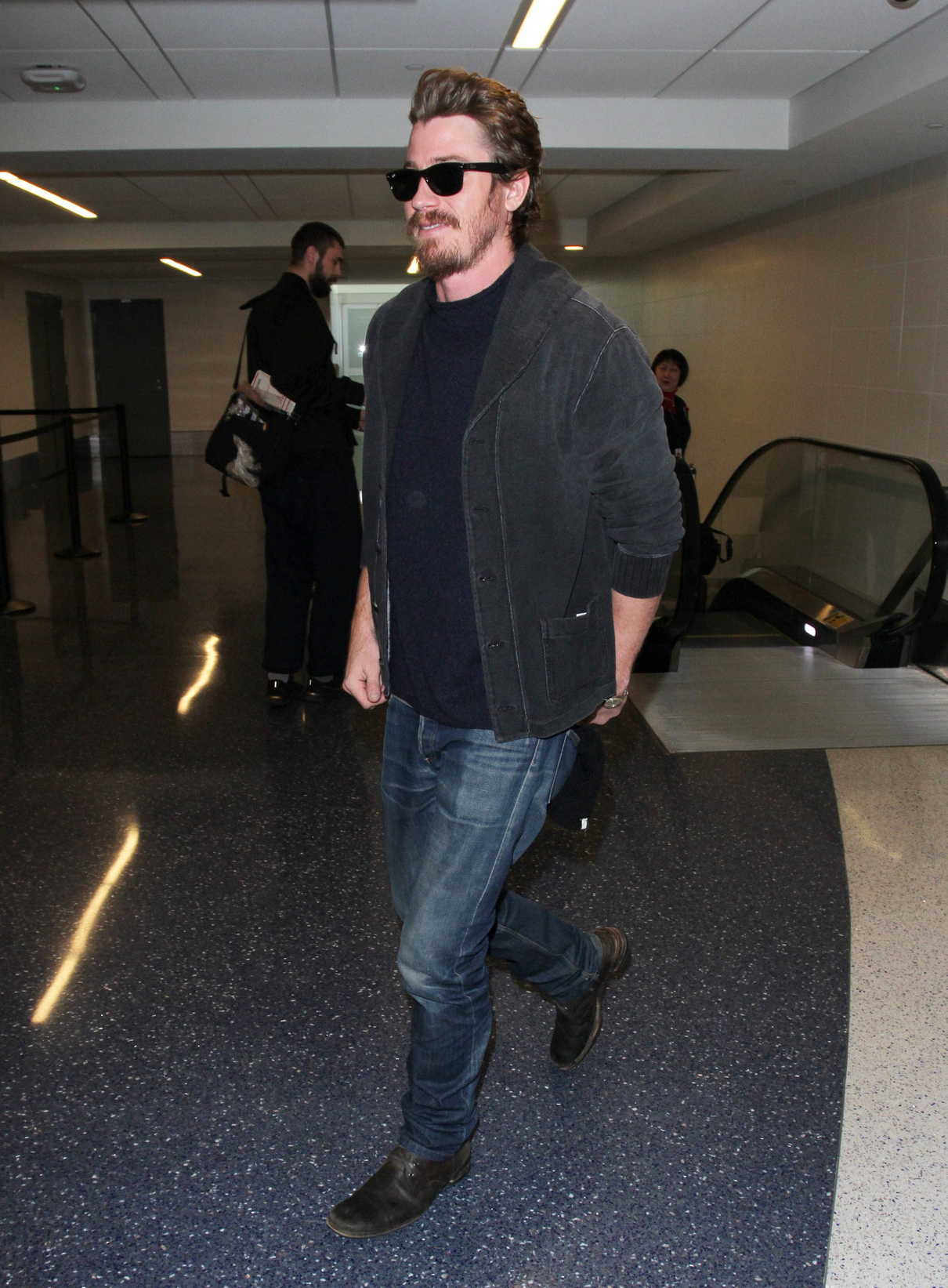 Garrett Hedlund Was Seen at LAX Airport in LA 12/28/2016-5