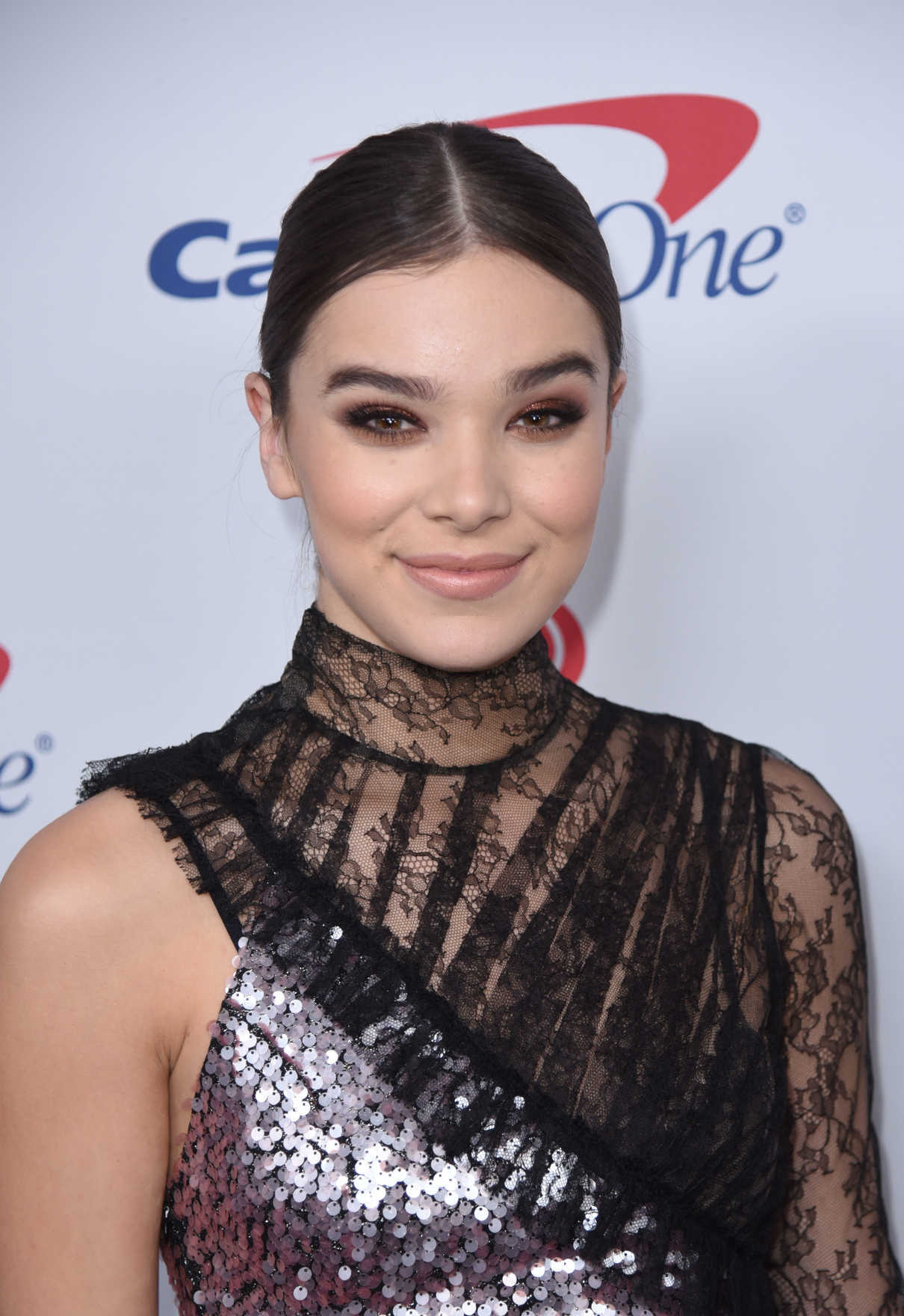Hailee Steinfeld at the 2016 Z100 Jingle Ball at Madison Square Garden in New York 12/09/2016-5