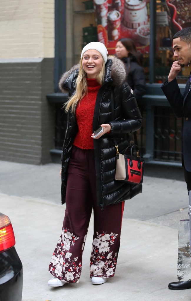 Iskra Lawrence Was Seen Out in Soho, New York 12/10/2016-1