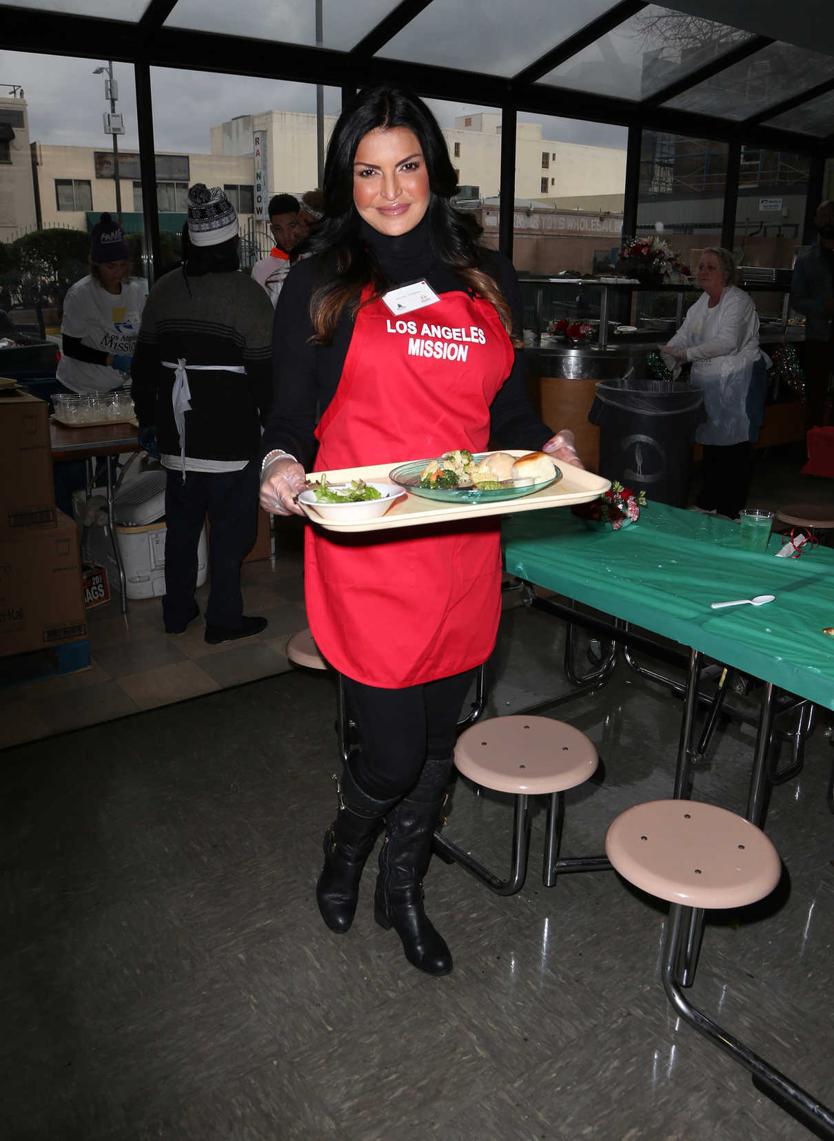 Jennifer Gimenez at Los Angeles Mission Christmas Celebration 12/23/2016-3