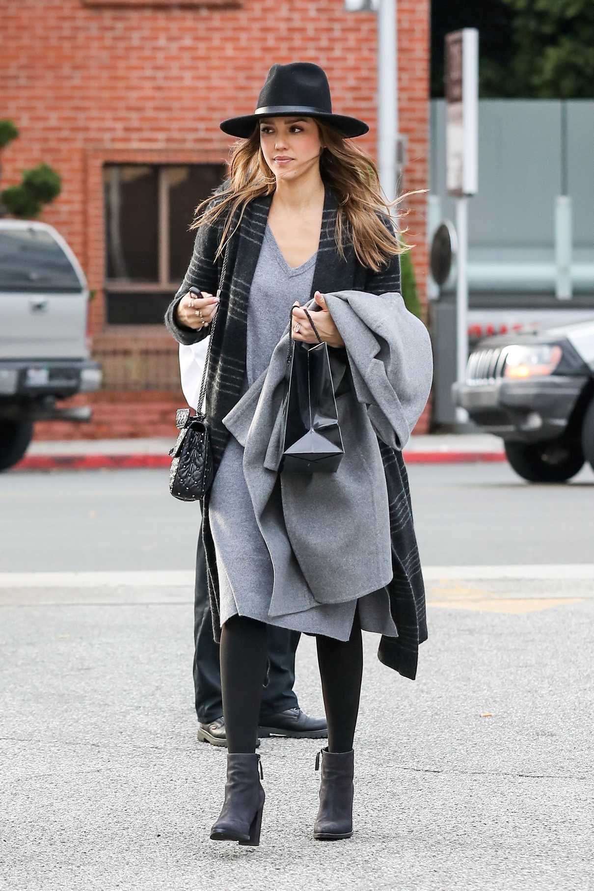 Jessica Alba Was Seen Out in Beverly Hills 12/23/2016-2