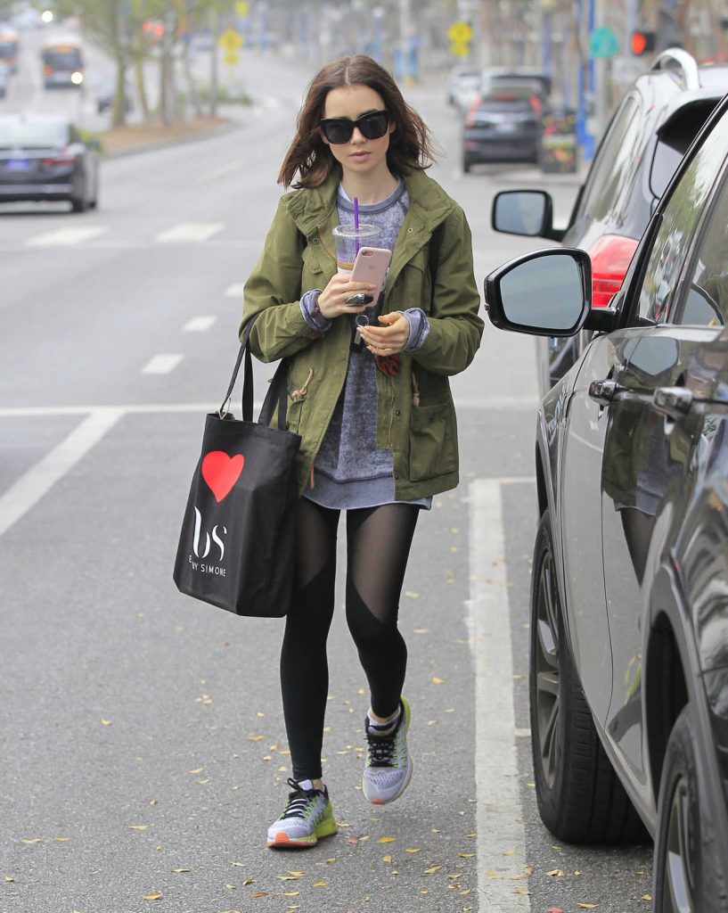 Lily Collins Leaves the Gym in West Hollywood 12/14/2016-1