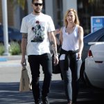 Mena Suvari Leaves Trader Joe’s in West Hollywood With Her New Boyfriend Michael Hope 12/30/2016