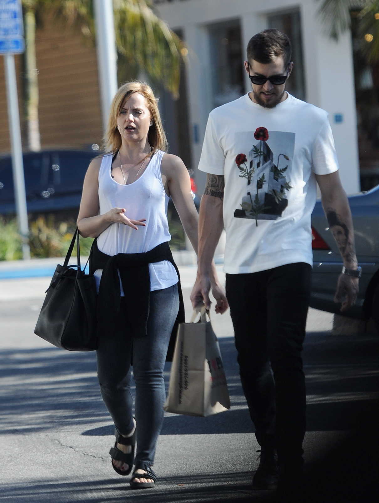 Mena Suvari Leaves Trader Joe's in West Hollywood With Her New Boyfriend Michael Hope 12/30/2016-3