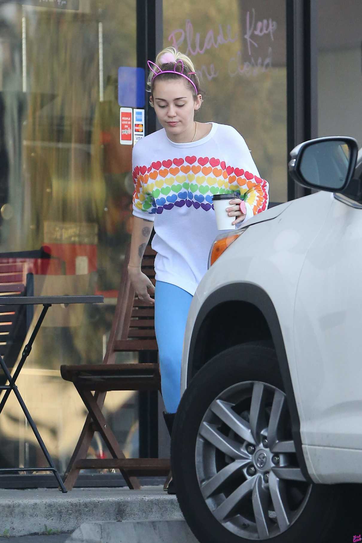 Miley Cyrus Was Seen Out in LA 12/15/2016-5