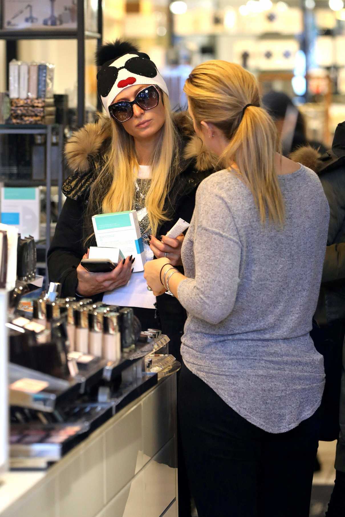 Paris Hilton Goes Shopping in Aspen 12/26/2016-4