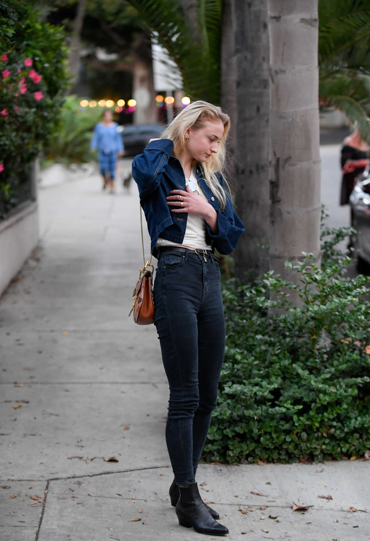 Sophie Turner Leaves a Recording Studio in Beverly Hills 11/29/2016-3