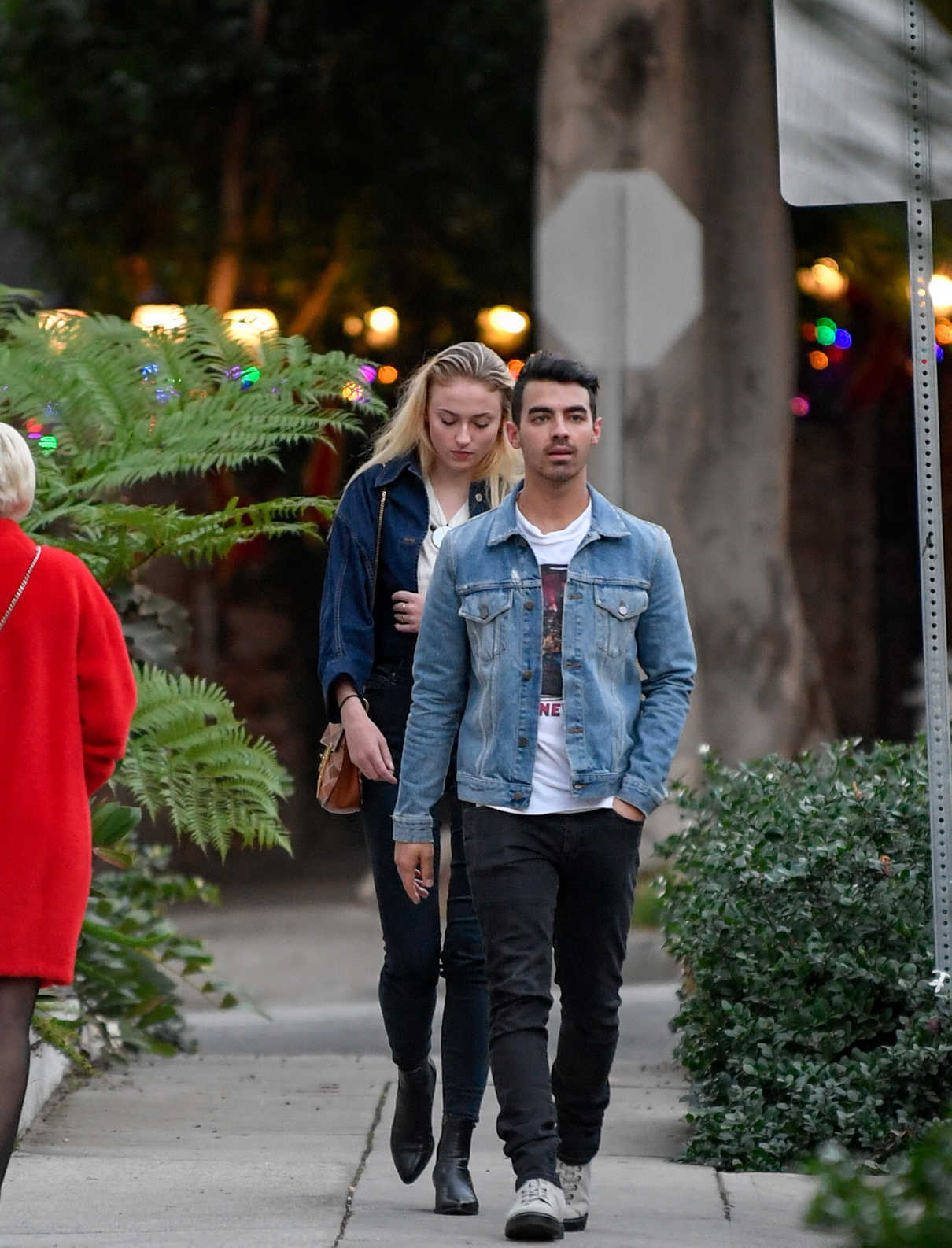 Sophie Turner Leaves a Recording Studio in Beverly Hills 11/29/2016-5