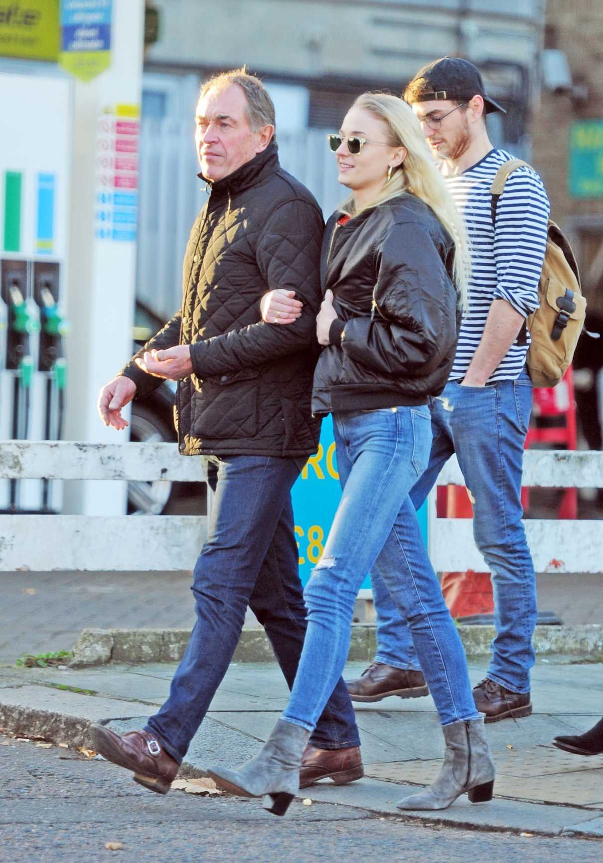 Sophie Turner Was Seen Out in London 12/05/2016-5