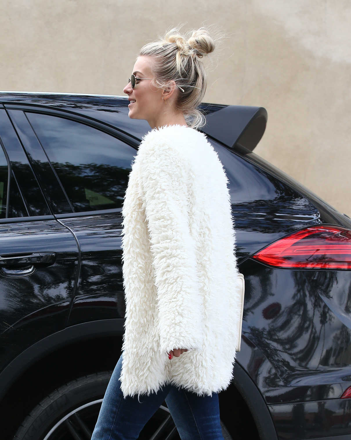 Julianne Hough Was Seen Out in West Hollywood 01/15/2017-5