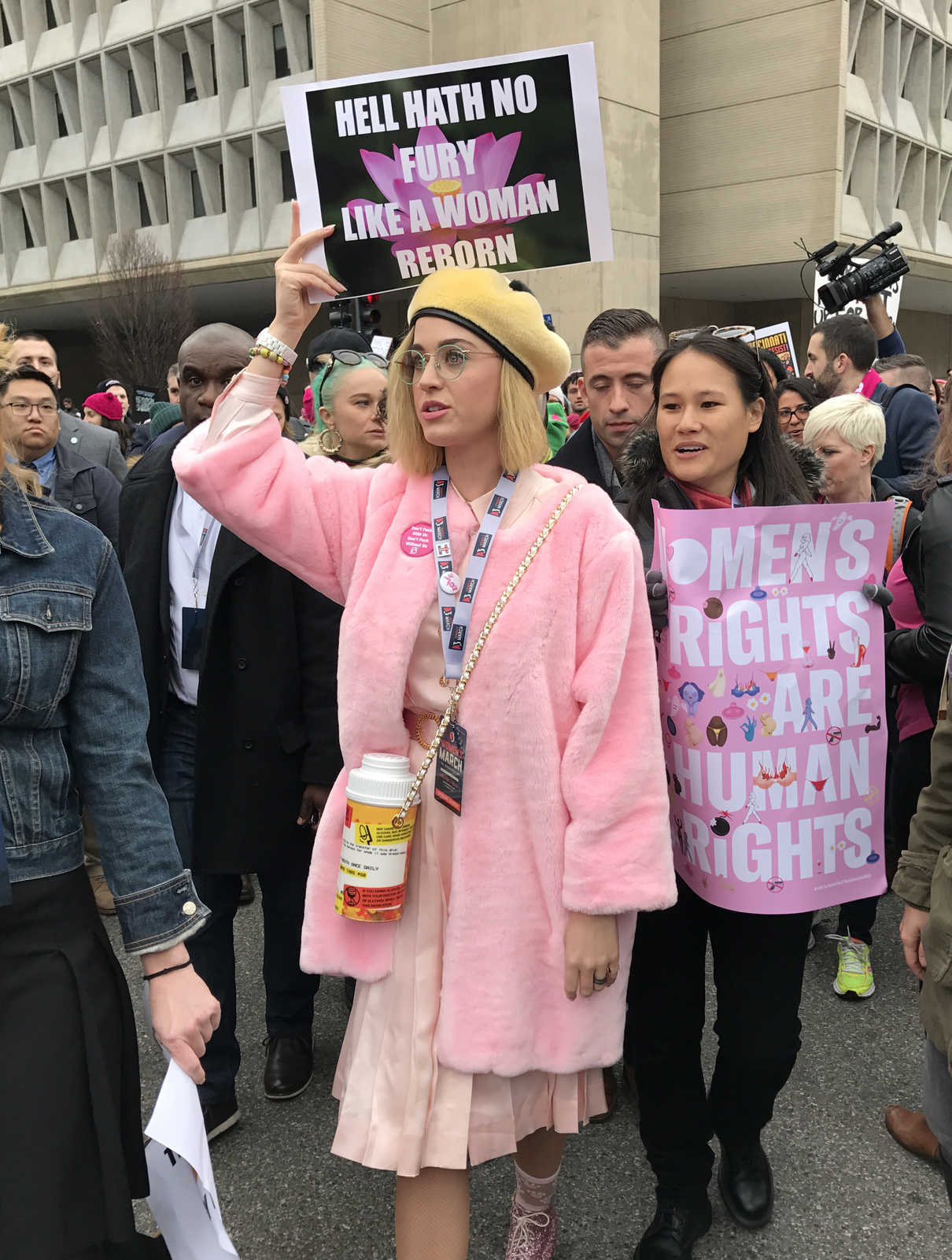 Katy Perry at the Women's March in Los Angeles 01/21/2017-3