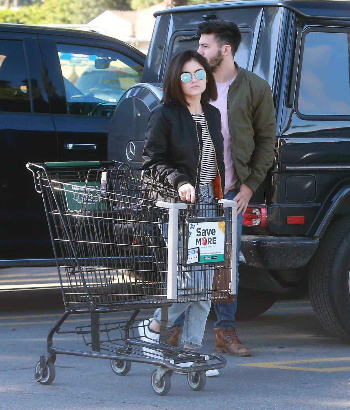 Lucy Hale Goes Grocery Shopping in Studio City 01/13/2017-4