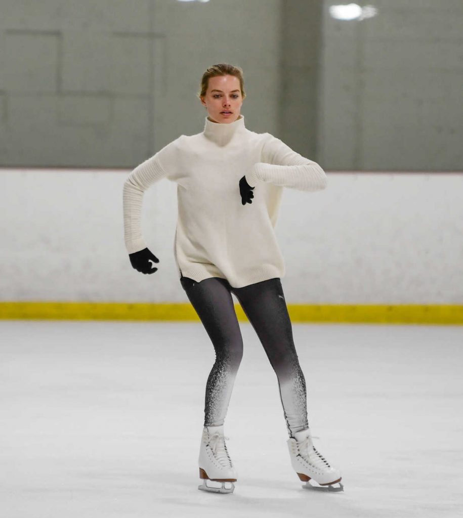 Margot Robbie Was Seen at the Skating Rink in Australia 01/03/2017-1