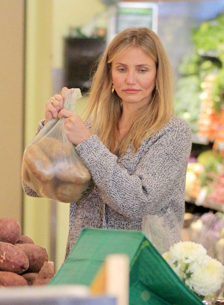 Cameron Diaz Goes Shopping In Beverly Hills LACELEBS CO