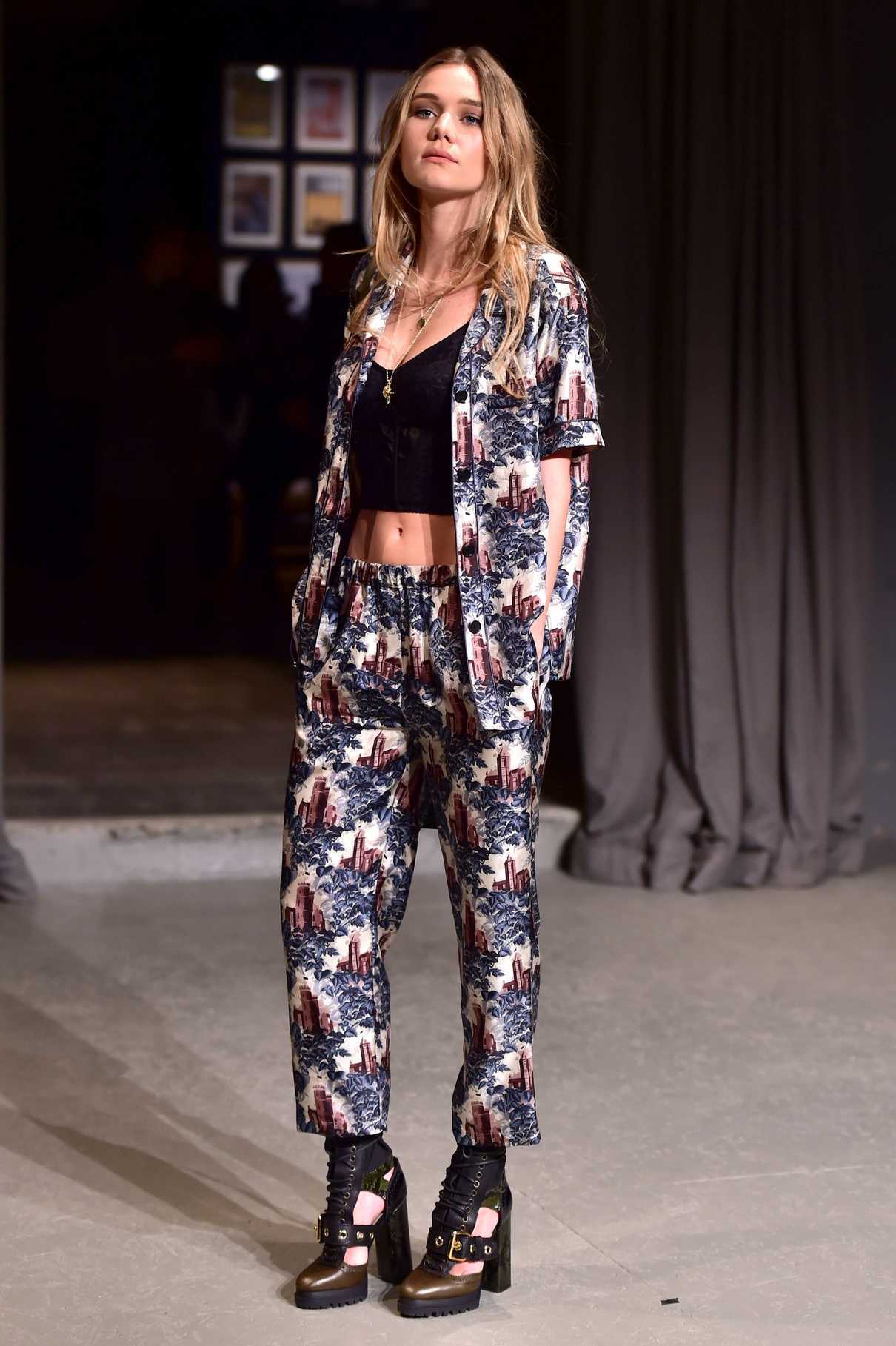 Immy Waterhouse at the Burberry Show During the London Fashion Week 02/20/2017-2