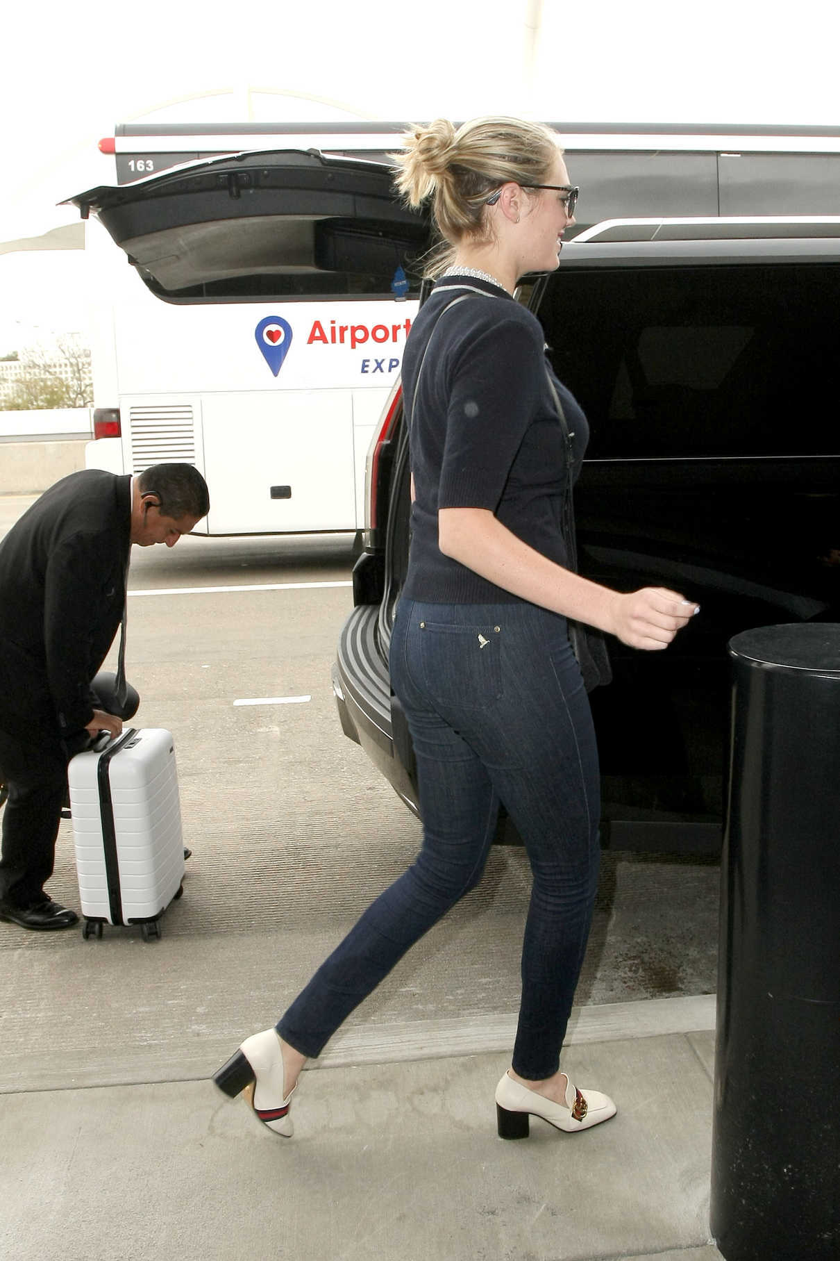 Kate Upton at LAX Airport in LA 02/10/2017-6